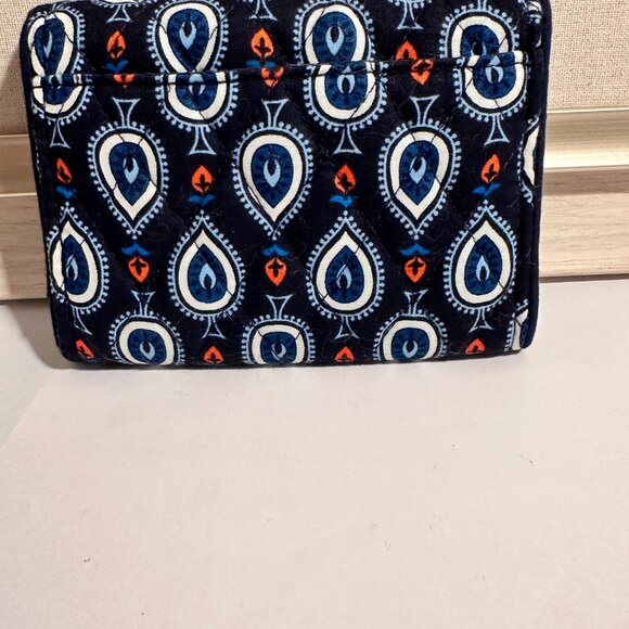 Vera Bradley Petite Trifold Marrakesh Wallet NWOT - Picture 3 of 5